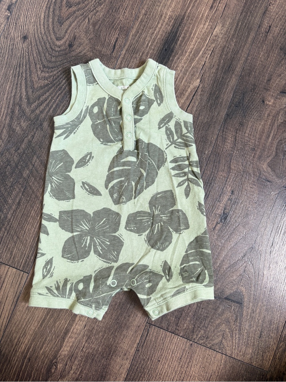🐳 Carter’s Baby Boy Green Tropical Romper 3M